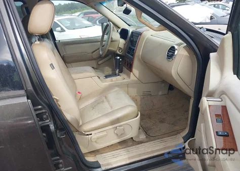 2006 Ford Explorer Eddie Bauer z USA, uszkodzony, nr VIN 1FMEU64EX6UA82173